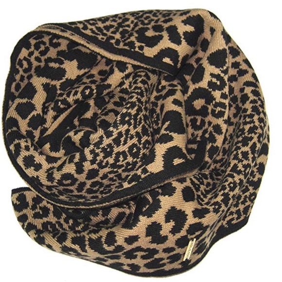 NWT Michael Kors Infinity Loop Leopard Cheetah Print Black/Camel scarf MSRP $58 - Picture 8 of 8